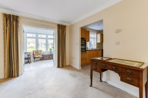 Dining Room- click for photo gallery